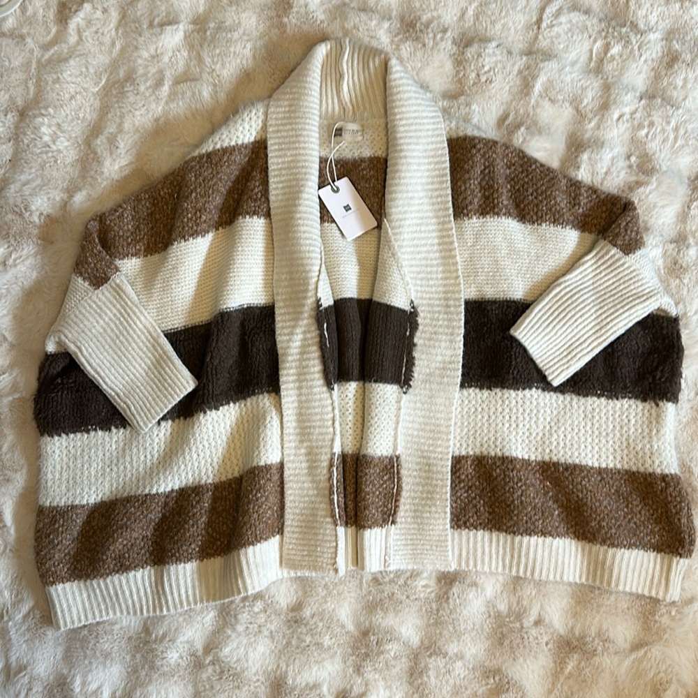 NWT Batwing Shawl Cardigan